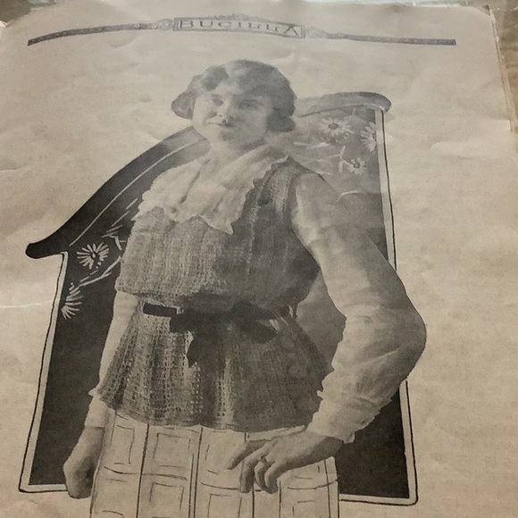 Bear brand  knitting book circa 1914 - Picture 8 of 9